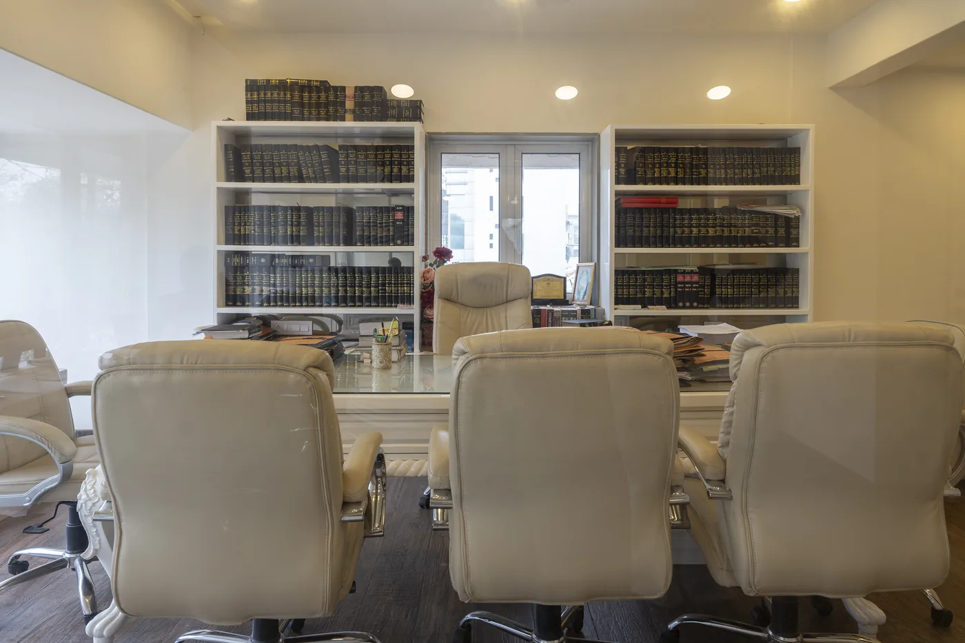 Inamdar Advocates office